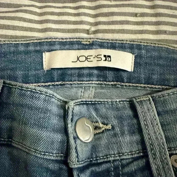 Joe’s jeans size 27 raw hem some stretch! - Picture 4 of 11